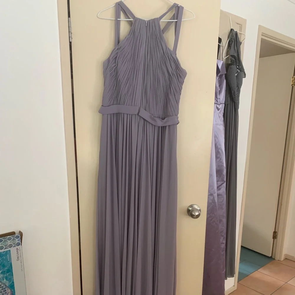 ✨HOST PICK✨ Jadore Mauve Halter Formal Dress - Picture 5 of 6